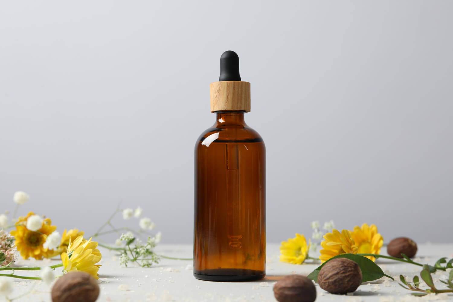 Castor Oil for Eyebrows: Does It Work?